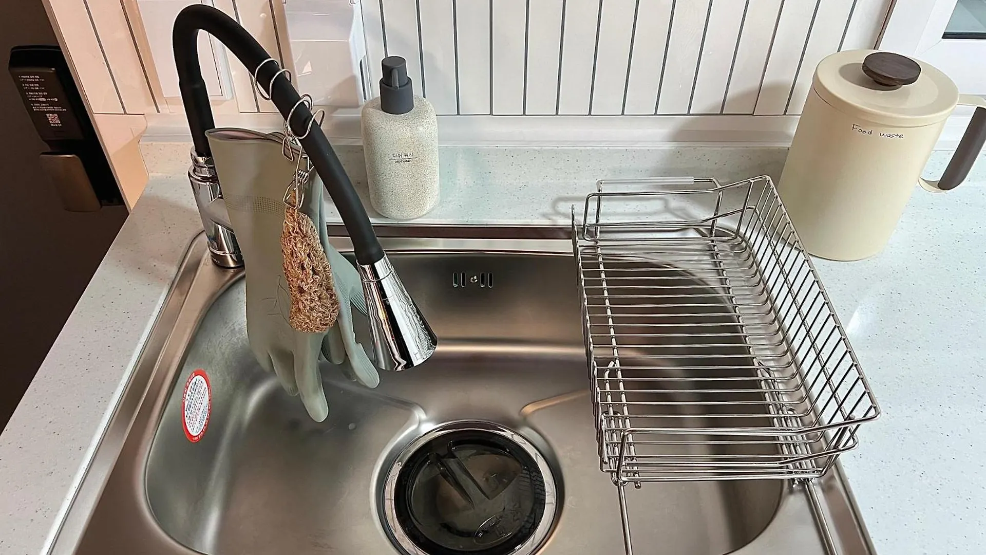 Apartamento Hongik University Station 3 Minutes Away From The Hotel Seúl